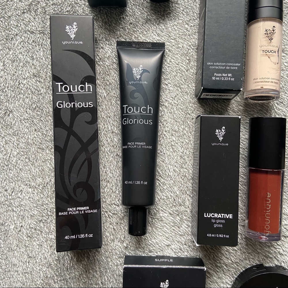 ❌SOLD❌$300 Younique Makeup Lot Makeup Bundle - Picture 2 of 7